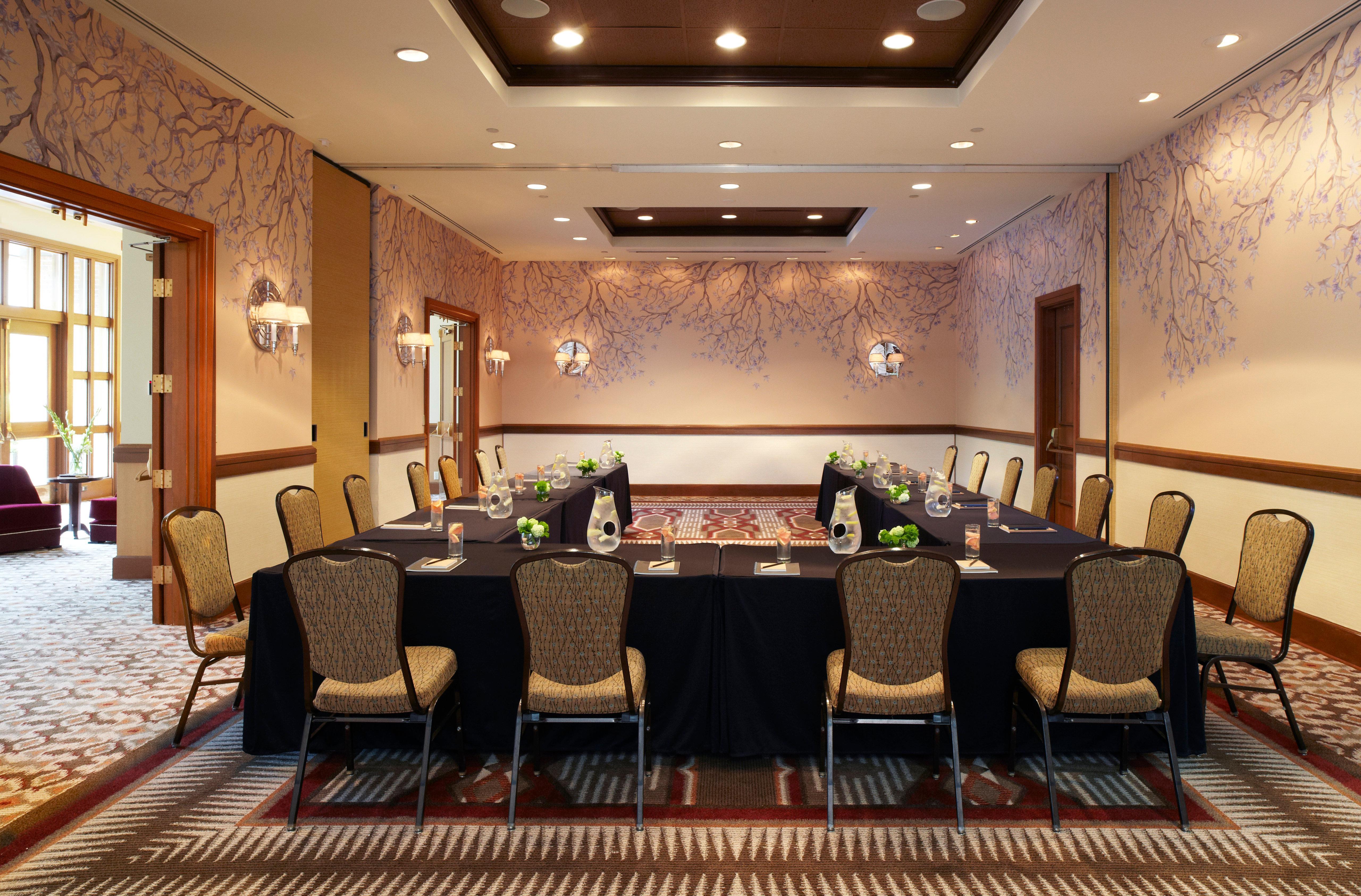 Kimpton Riverplace Hotel By Ihg Portland Buitenkant foto